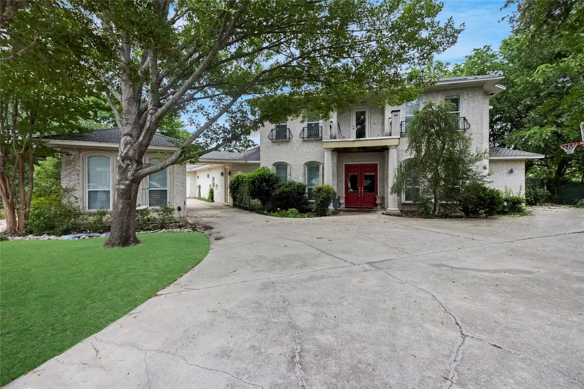 6413 Ridglea Crest Dr, Fort Worth, TX 76116 - #1