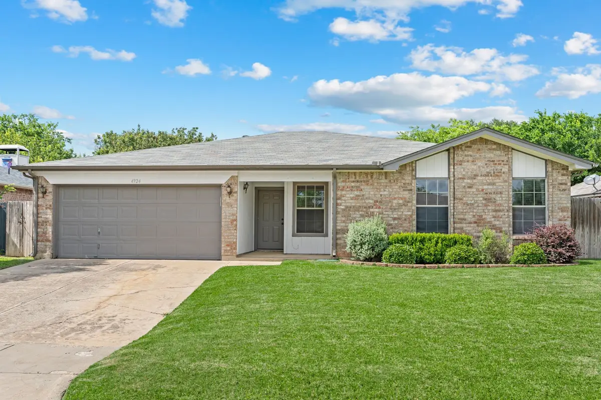 4924 Cedar Springs Drive, Fort Worth, TX 76179 - #1