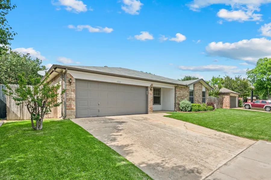 4924 Cedar Springs Drive, Fort Worth, TX 76179 - #2