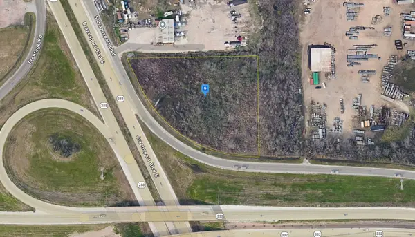 1005 Brazosport Boulevard, Clute, TX 77531