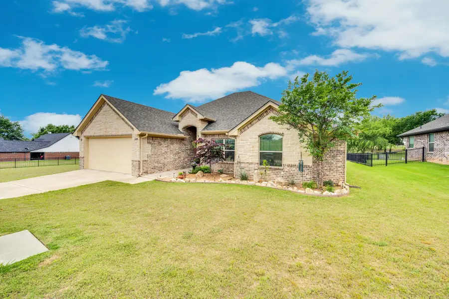 109 Creekside Drive, Glen Rose, TX 76043 - #2