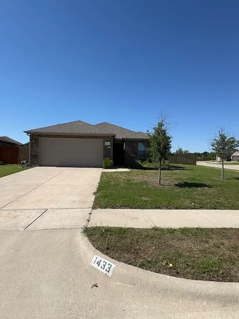 1433 Brindle Drive, Greenville, TX 75402