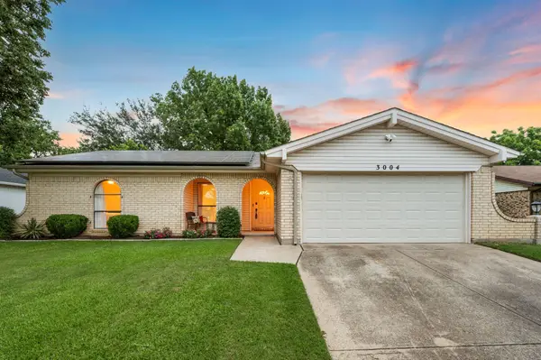 3004 Mossy Oak Lane, Bedford, TX 76021