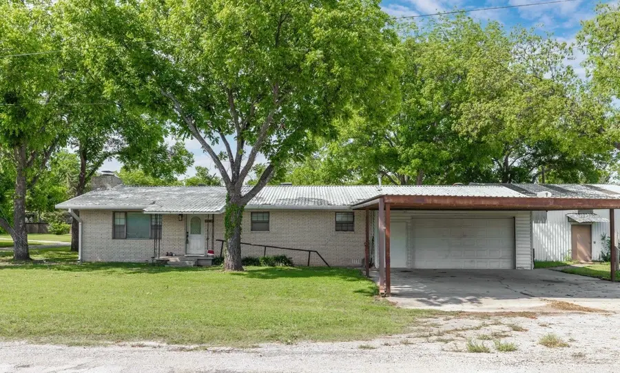 302 S Broadway Street, Blanket, TX 76432 - #2