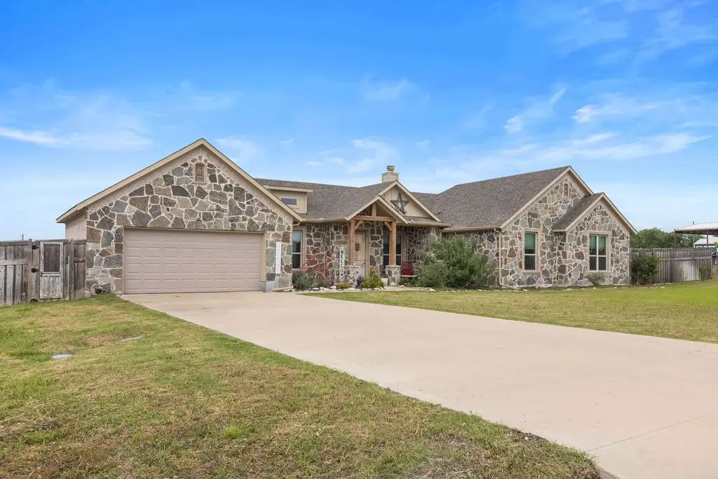 300 Delatorre Street, Trenton, TX 75490 - #1