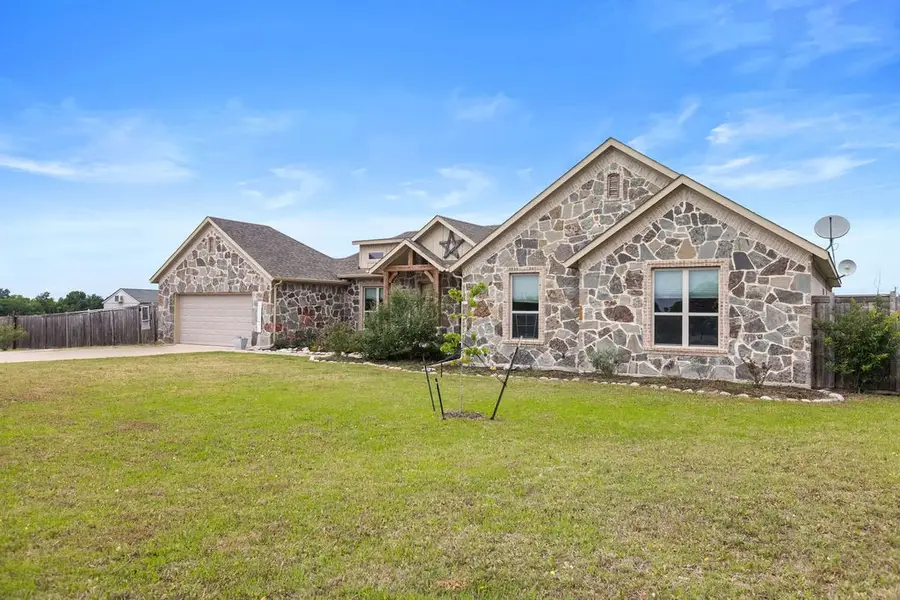300 Delatorre Street, Trenton, TX 75490 - #2