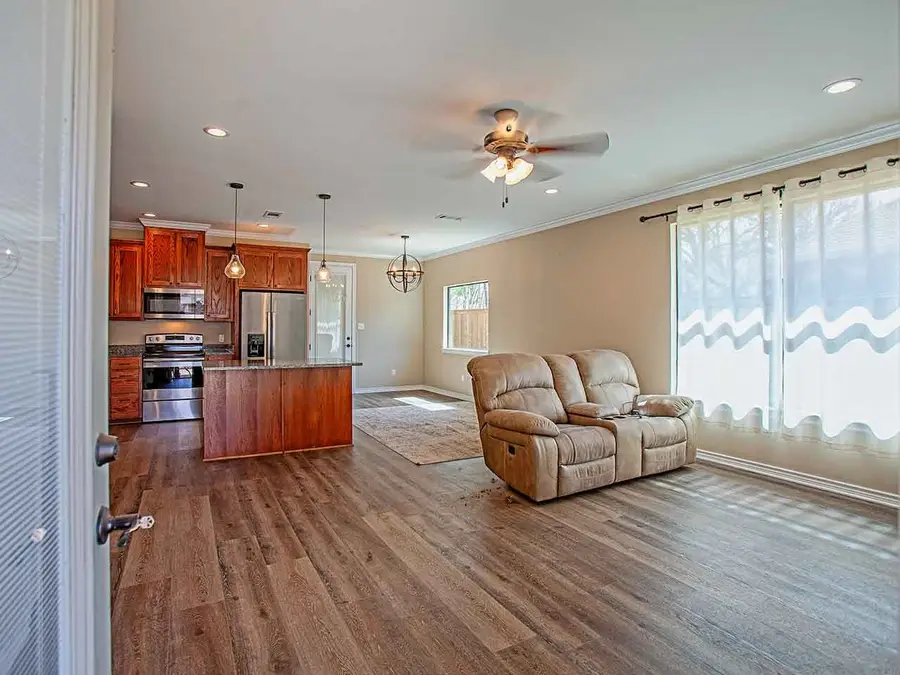 111 Oak Street, Emory, TX 75440 - #3