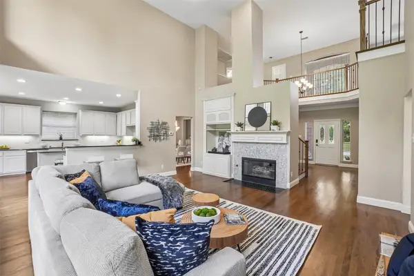9212 Longview Drive, Plano, TX 75025