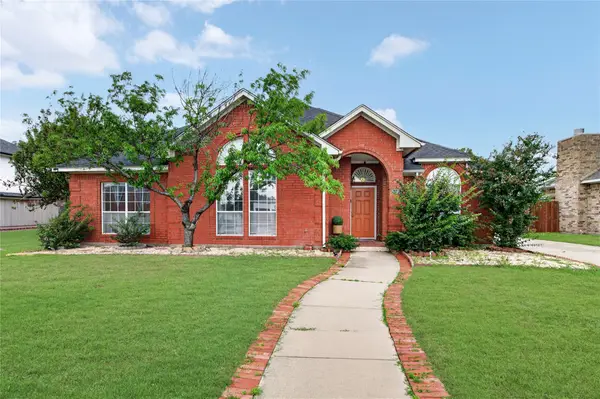 2205 Davin Drive, Carrollton, TX 75006