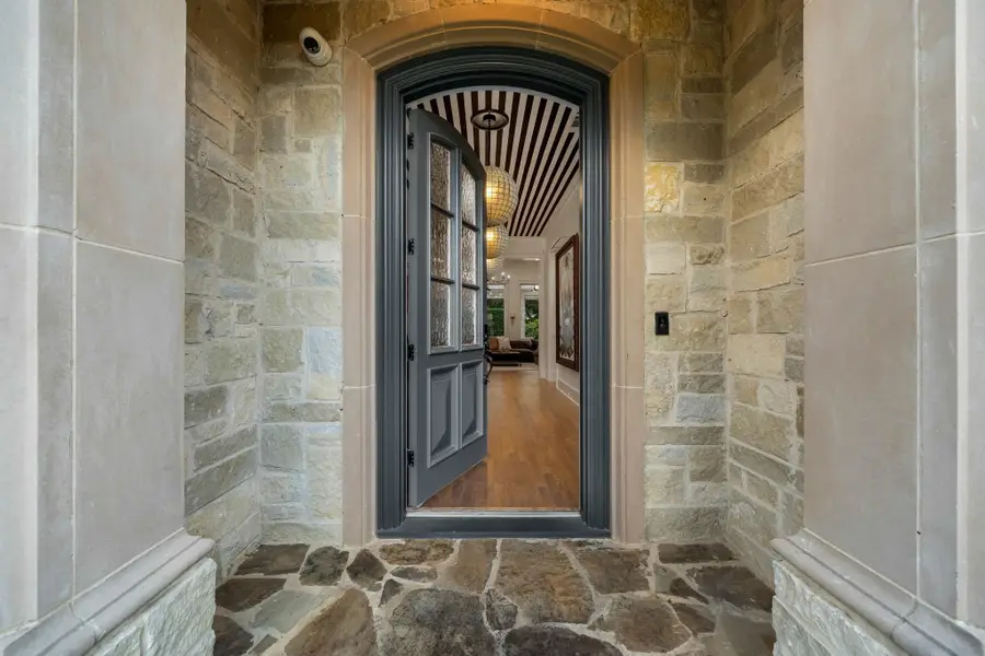 6404 Drawbridge Lane, Plano, TX 75024 - #3