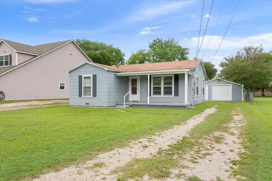 212 Avenue E, Lacy Lakeview, TX 76705 - #3