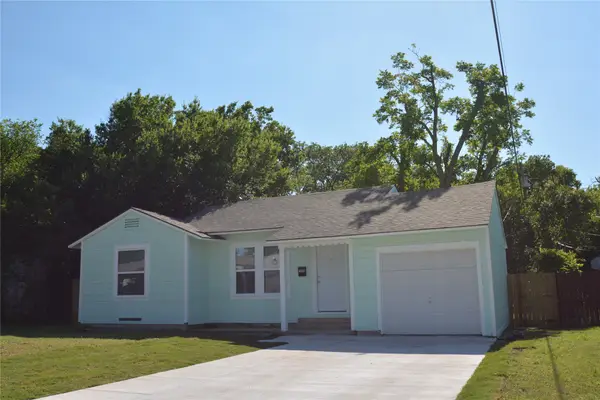 4240 Standish Road, Fort Worth, TX 76133