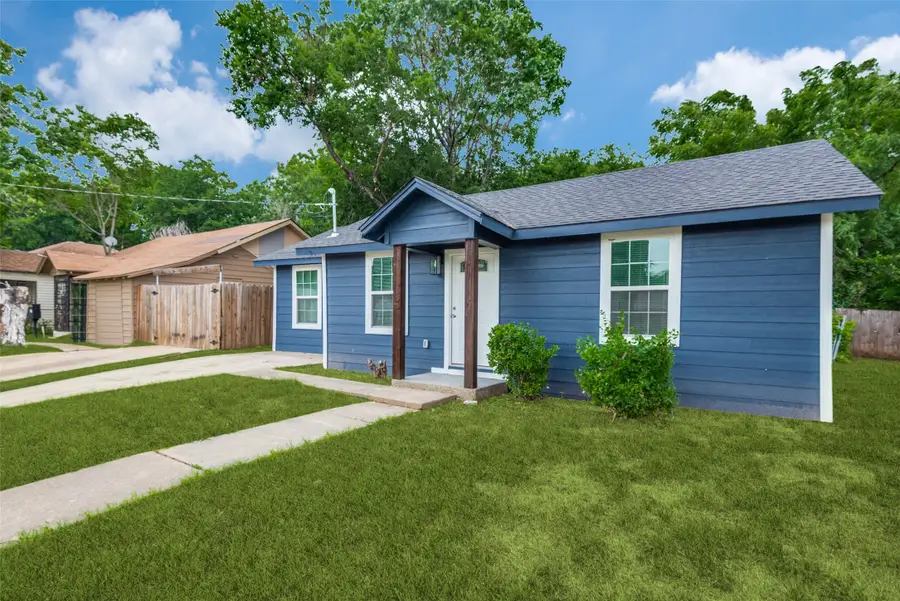 5006 Bartlett Avenue, Dallas, TX 75216 - #2