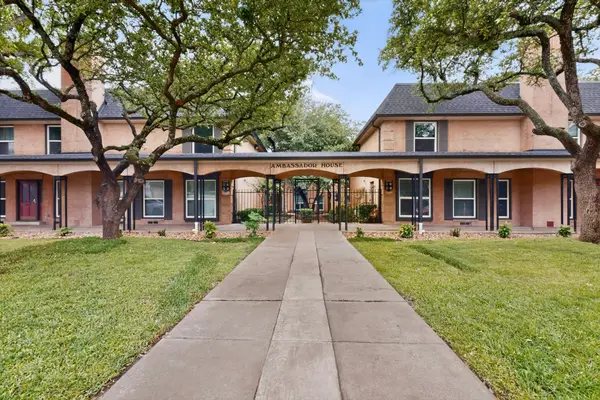 7820 Meadow Park Drive #215, Dallas, TX 75230