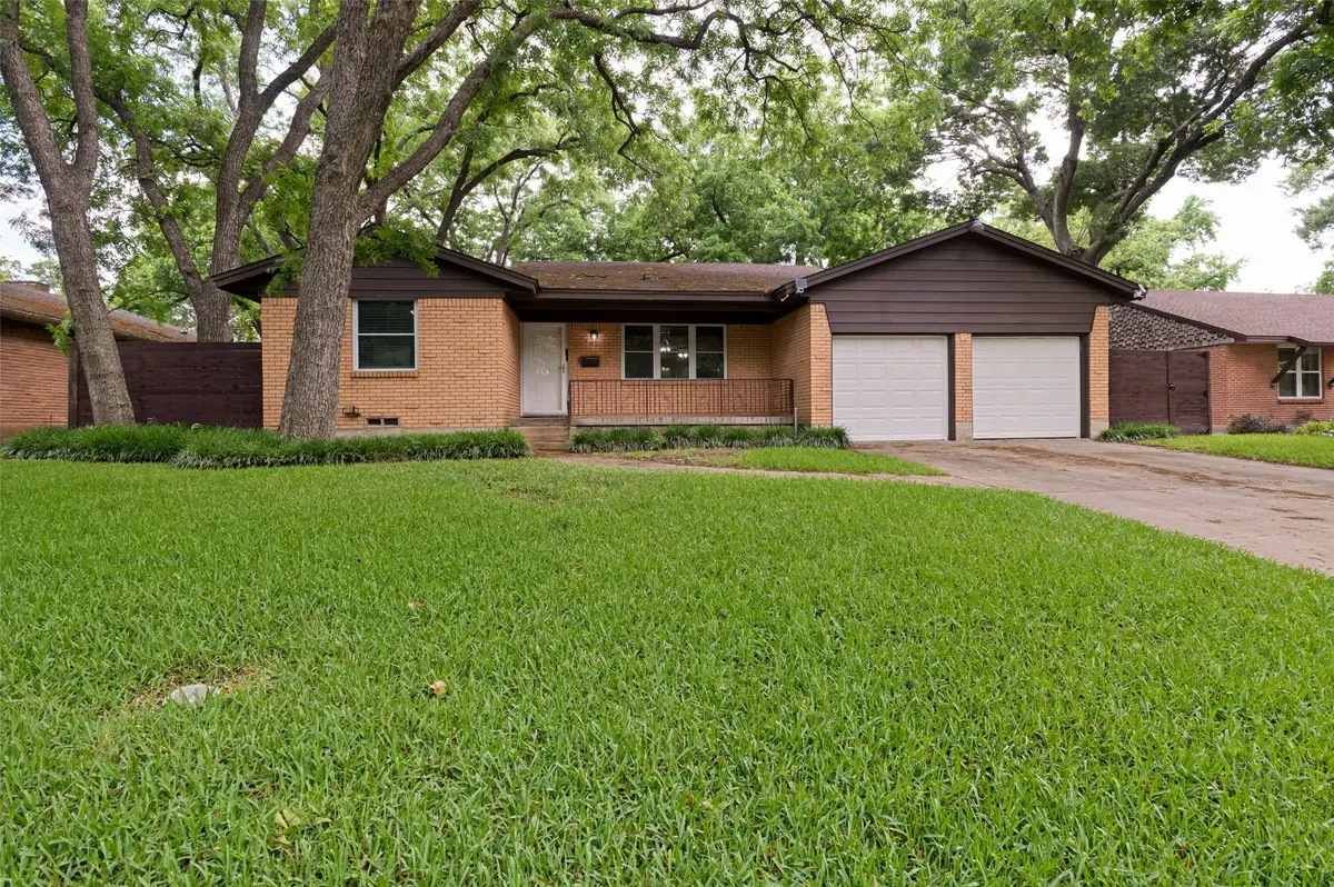 2730 Larkspur Lane, Dallas, TX 75233 - #1
