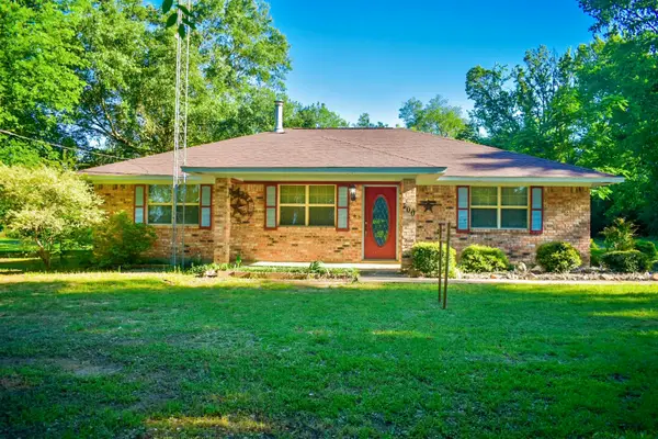 300 Bethel Road, Como, TX 75431