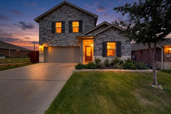 10932 Elata Drive, Fort Worth, TX 76108