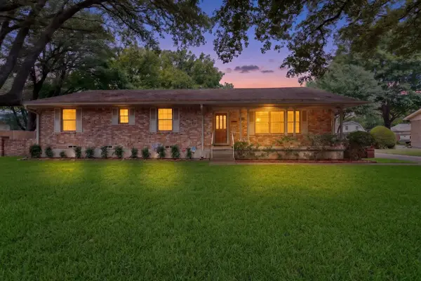 521 Kathy Drive, Mesquite, TX 75149
