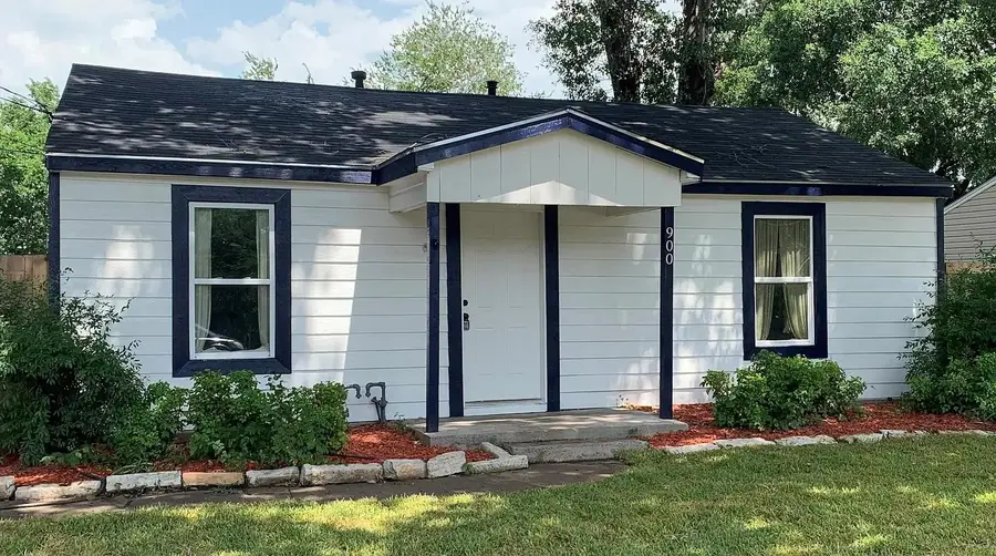 900 Carver Street, Mesquite, TX 75149 - #2