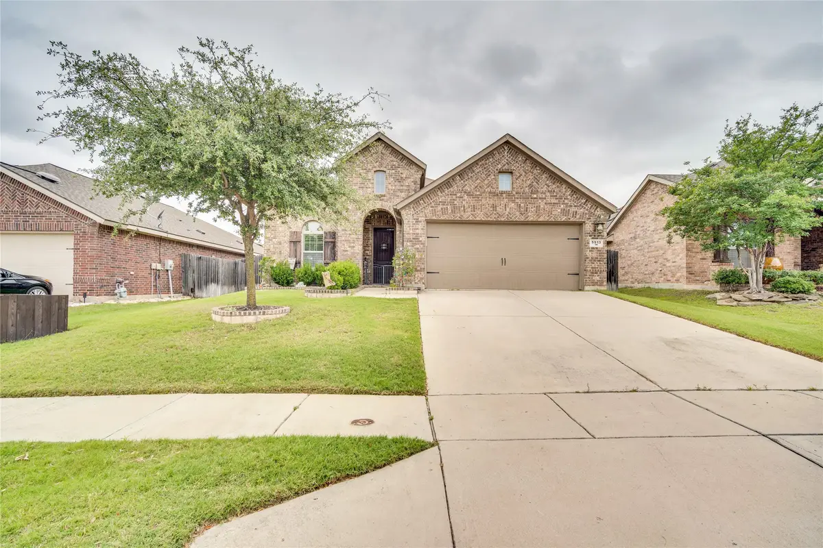 5913 Warmouth Drive, Fort Worth, TX 76179 - #1
