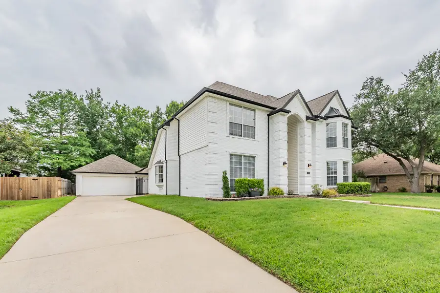 509 Aurora Drive, Euless, TX 76039 - #2