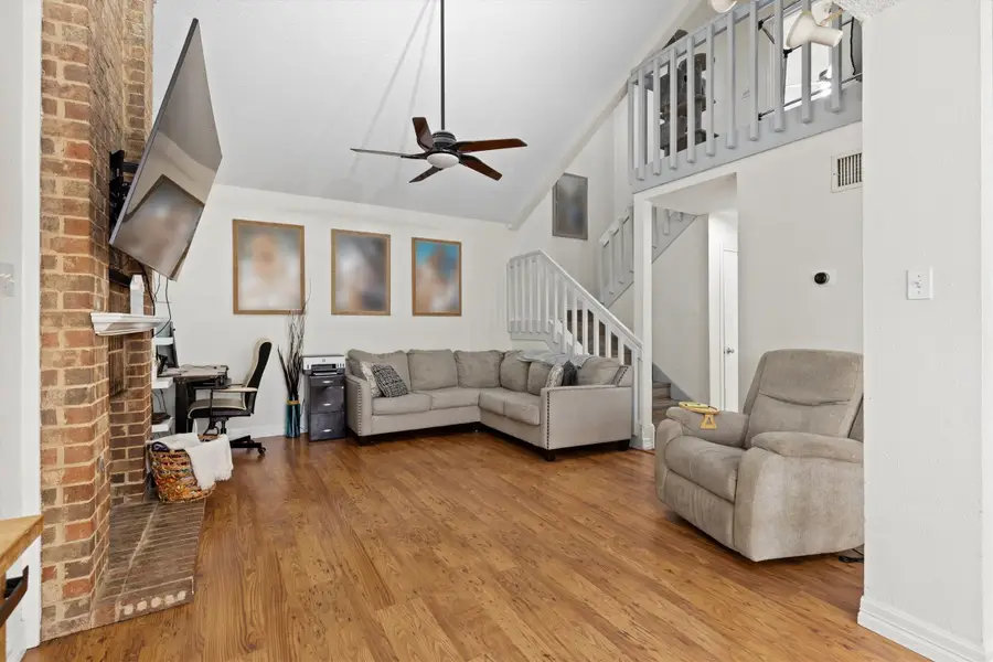 3707 Clover Hill Lane, Carrollton, TX 75007 - #3