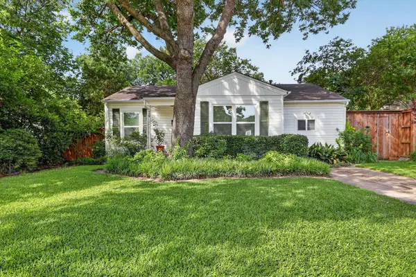 1439 Casa Vale Drive, Dallas, TX 75218