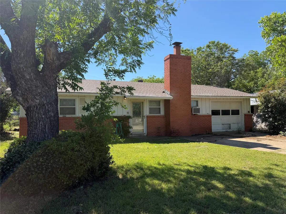 424 Vine Street, Baird, TX 79504 - #1