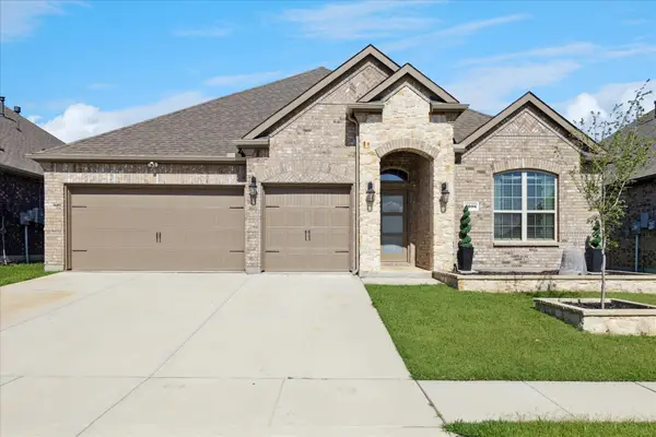3005 Cerro Ranch Road, Aubrey, TX 76227