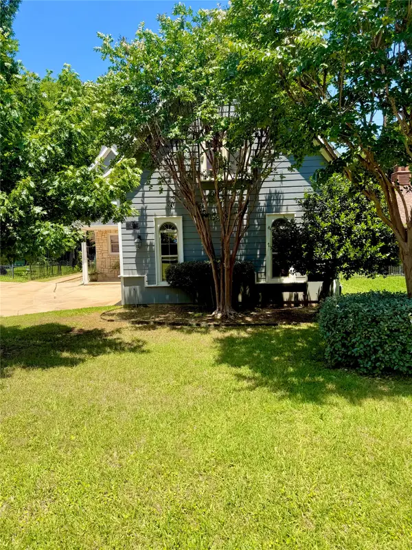 413 Collins Street, Argyle, TX 76226