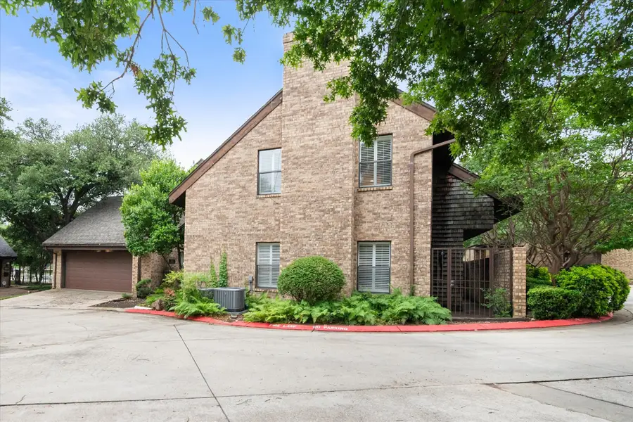 4241 Clear Lake Circle, Fort Worth, TX 76109 - #3