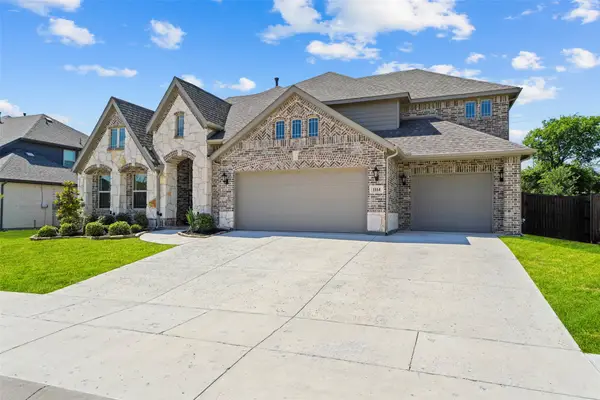 1114 Wrenwood Drive, Justin, TX 76247
