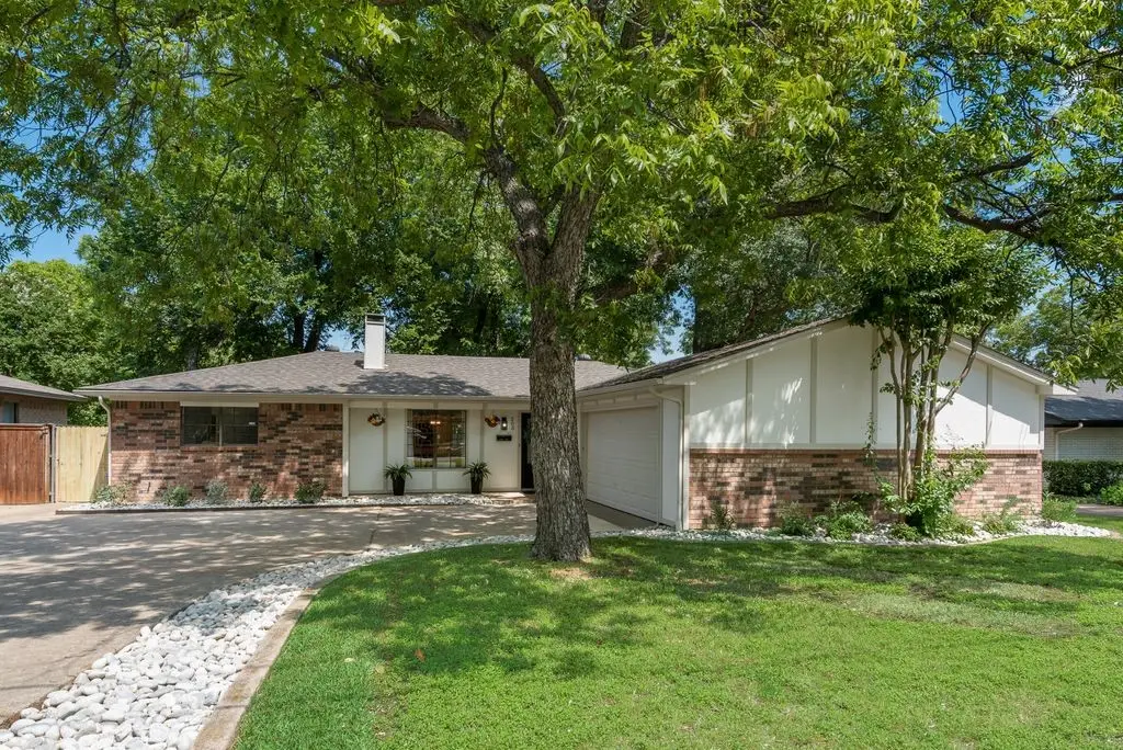 203 Sunset Court, Arlington, TX 76013 - #1