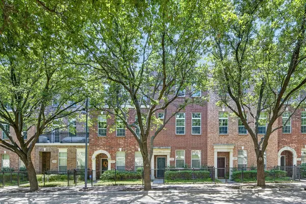 5026 Calloway Drive #163, Addison, TX 75001