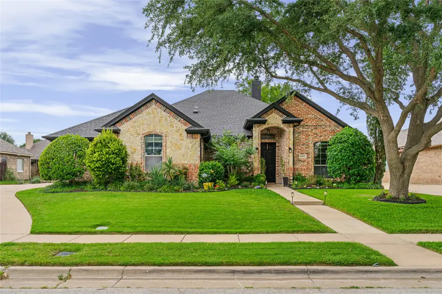 6925 Jackson Court, Richland Hills, TX 76118 - #2