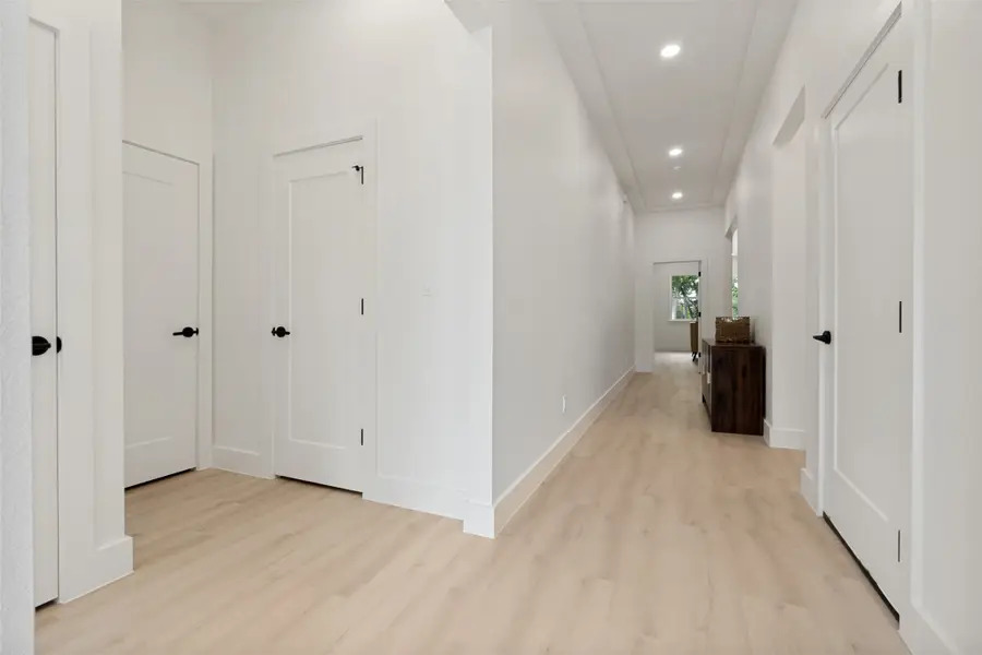 1139 Riverwood Road, Dallas, TX 75217 - #2