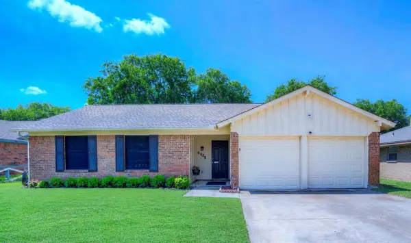6028 Ridgecrest Drive, Watauga, TX 76148