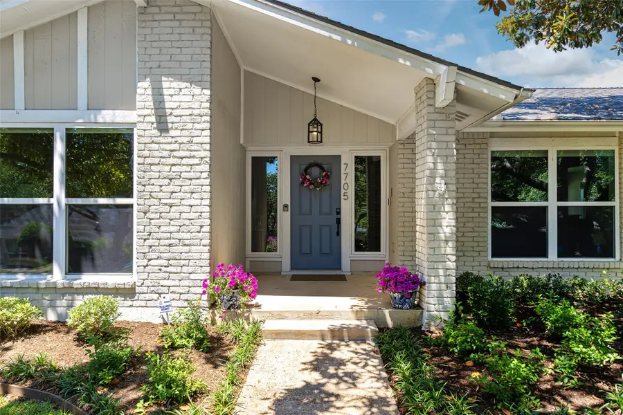 7705 Lemmonwood Drive, Dallas, TX 75231 - #2