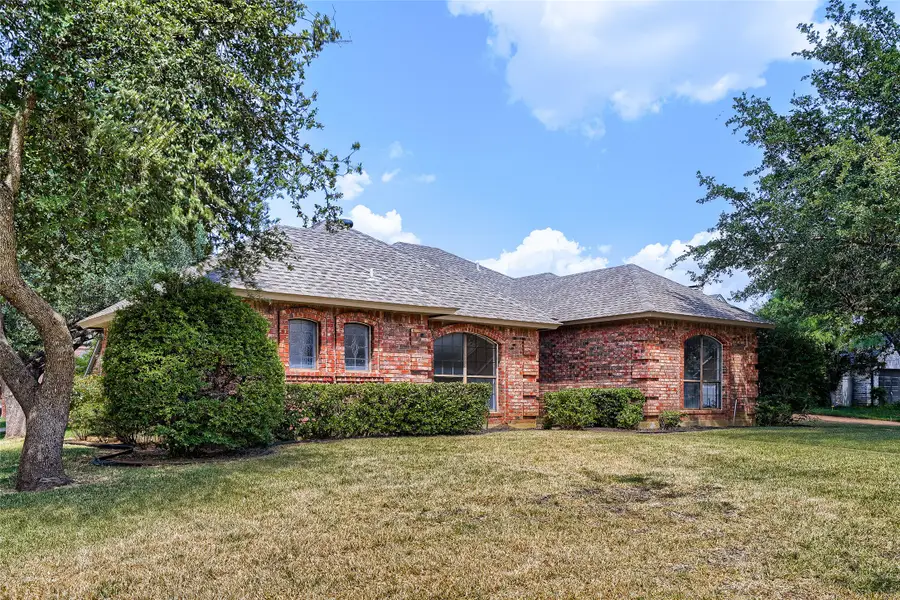 1201 St James Place, Arlington, TX 76011 - #2