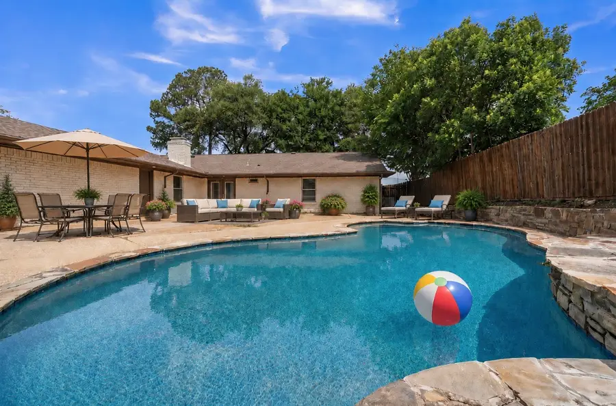 1230 Briar Hollow Lane, Garland, TX 75043 - #2