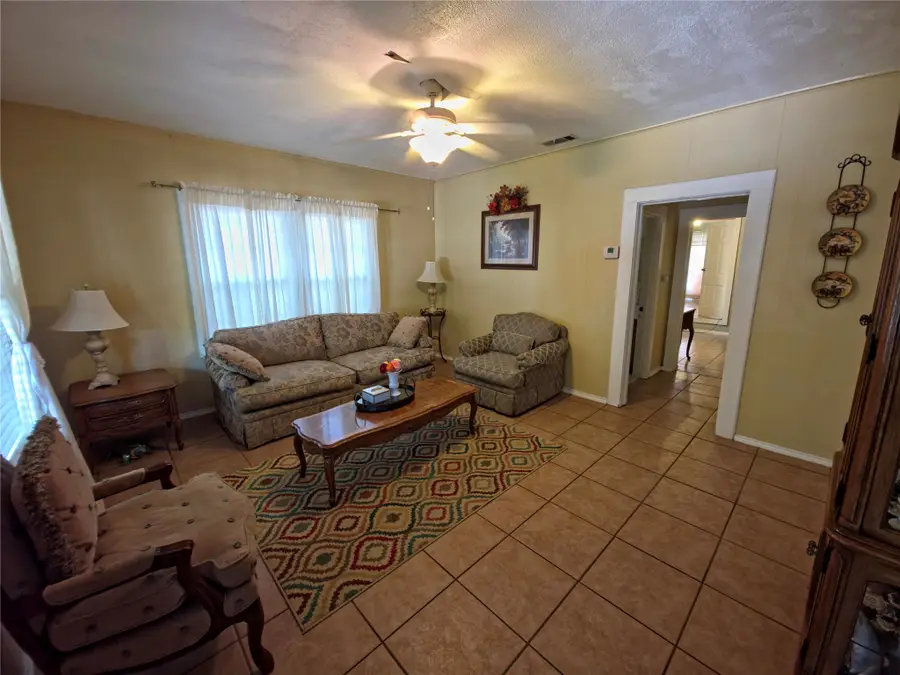 903 Cameron Avenue, Dallas, TX 75223 - #3