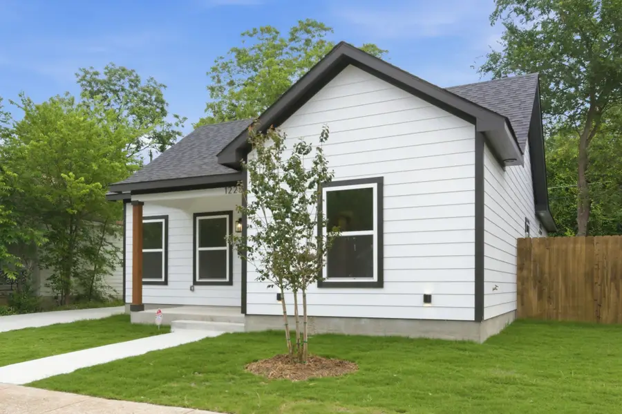 1228 E Tucker Street, Fort Worth, TX 76104 - #2