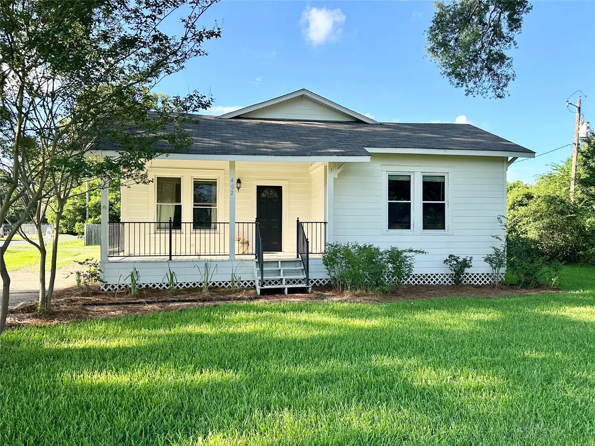 402 5th Street, Benton, LA 71006 - #1