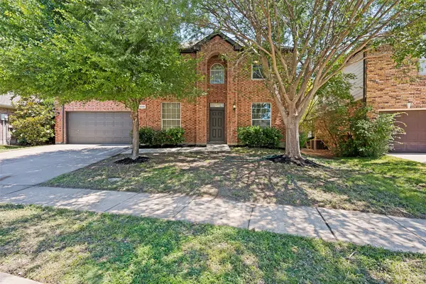 5205 Bay View Drive, Fort Worth, TX 76244