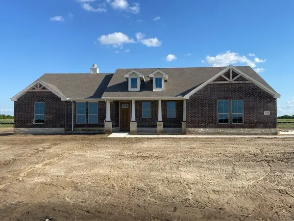 720 County Road 200, Valley View, TX 76272
