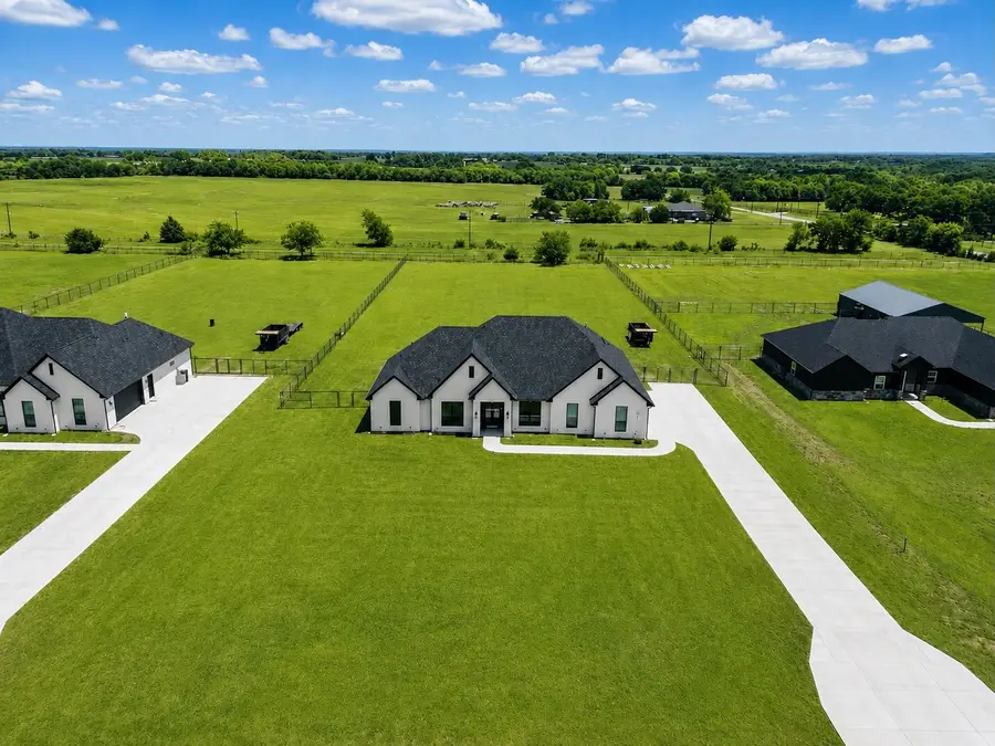 1511 Dixie Estates Way, Whitesboro, TX 76273 - #3