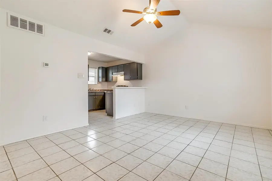 716 S Perkins Street, Fort Worth, TX 76103 - #2