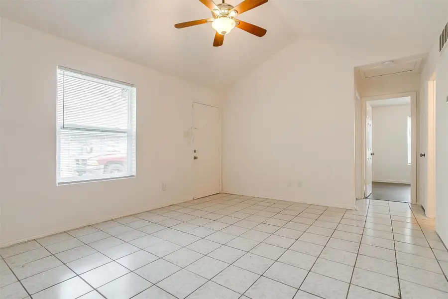 716 S Perkins Street, Fort Worth, TX 76103 - #3