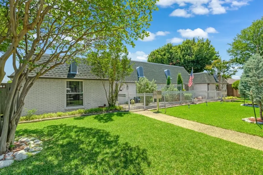3778 Weeburn Drive, Dallas, TX 75229 - #2