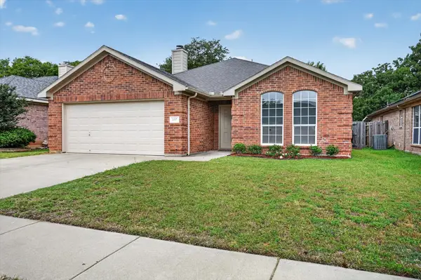 237 Shadow Grass Avenue, Fort Worth, TX 76120